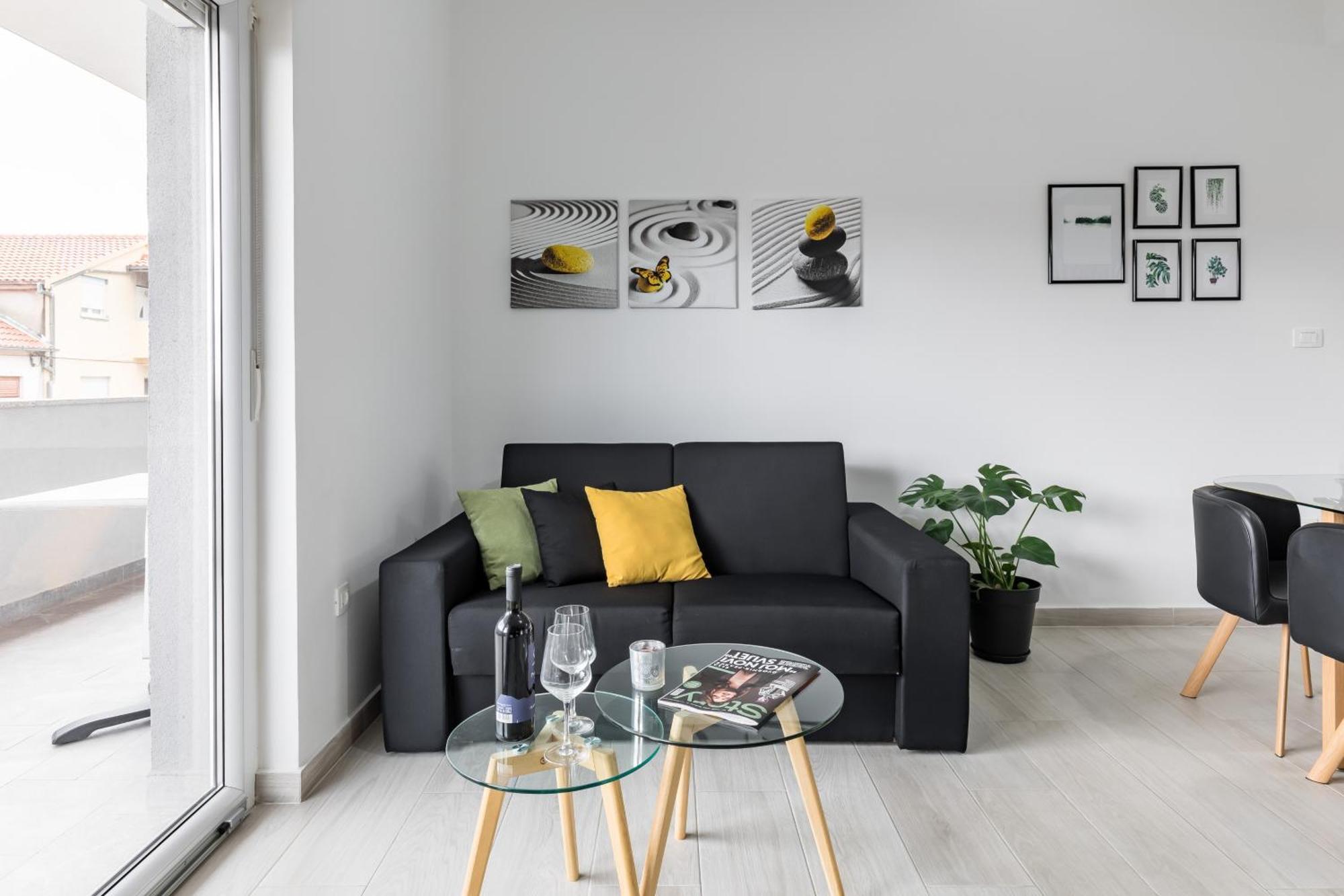 Apartments Villa Salona Sky Pokoj fotografie