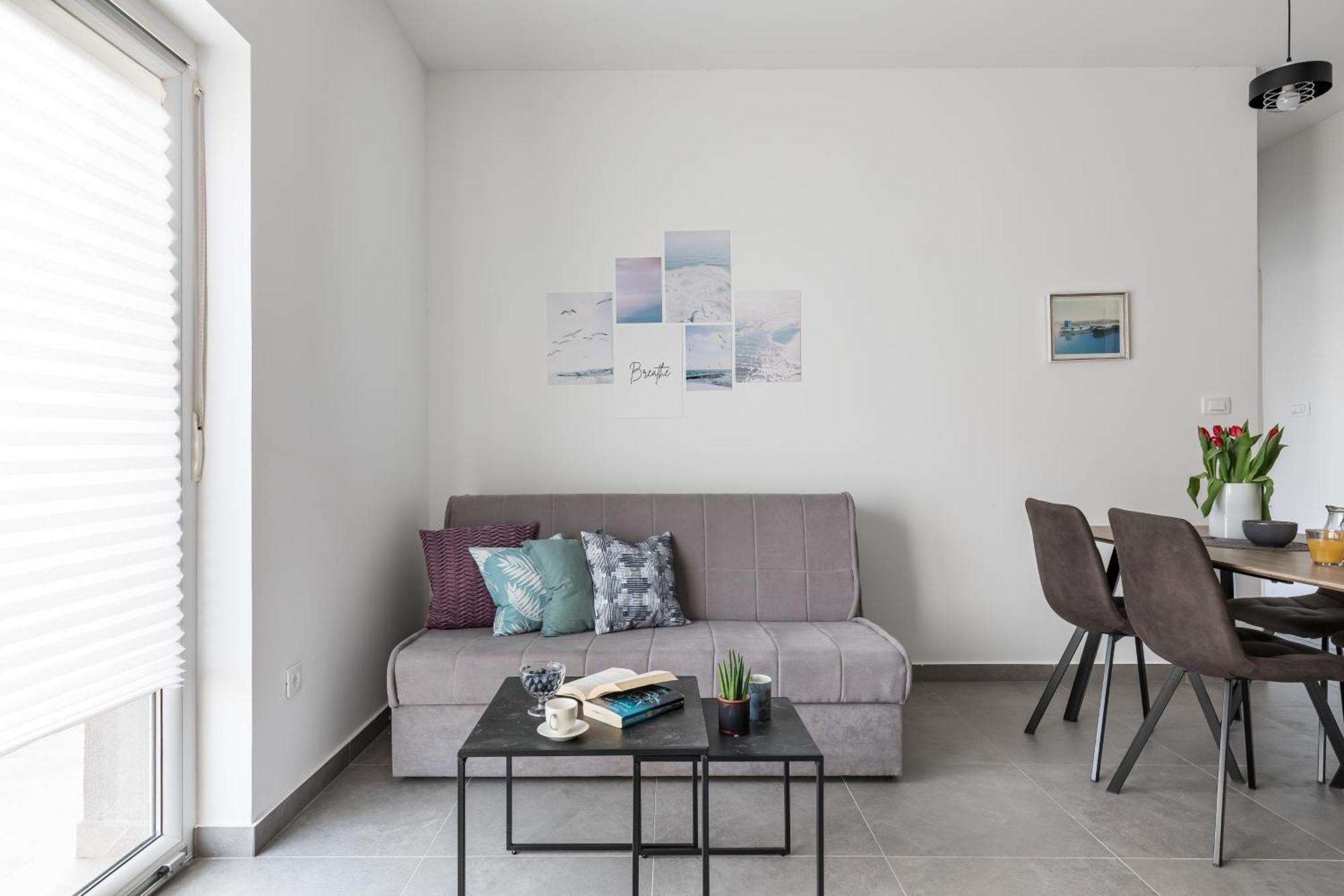 Apartments Villa Salona Sky Pokoj fotografie
